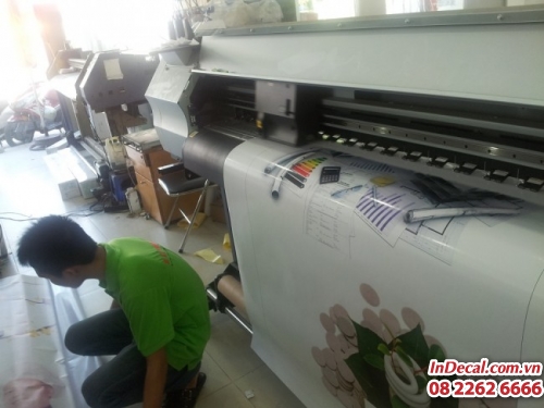In decal khổ lớn dán trang trí tại In Decal - InDecal.com.vn